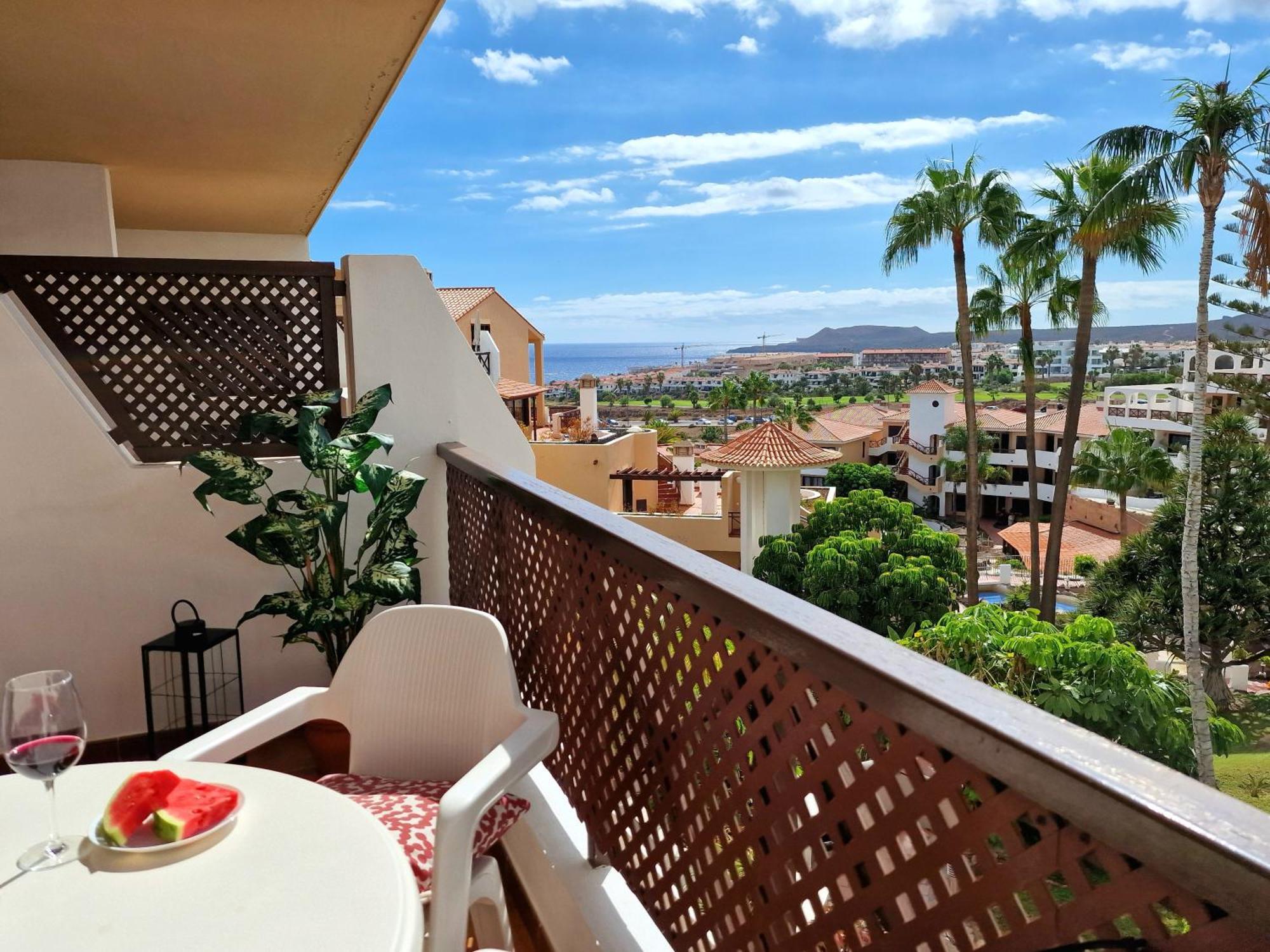 Strelitzia Apartment - Ocean View & Heated Pool 圣米格尔德阿沃纳 外观 照片