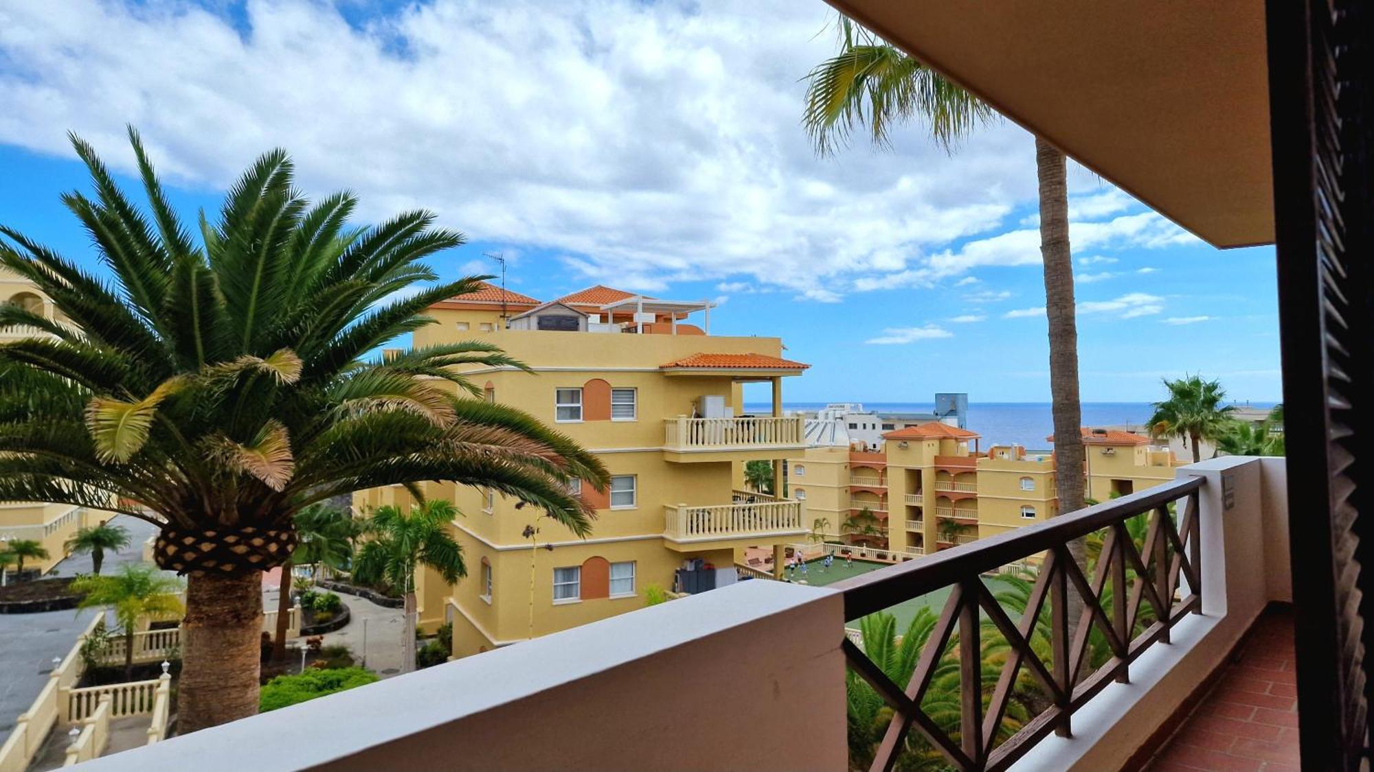 Strelitzia Apartment - Ocean View & Heated Pool 圣米格尔德阿沃纳 外观 照片