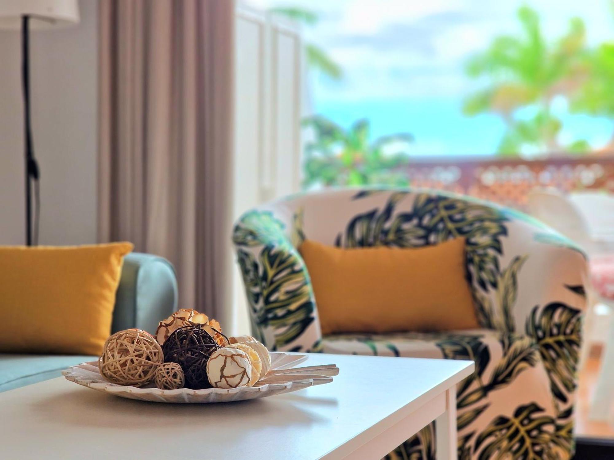 Strelitzia Apartment - Ocean View & Heated Pool 圣米格尔德阿沃纳 外观 照片